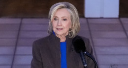 Hillary Clinton masayı böyle terk etti