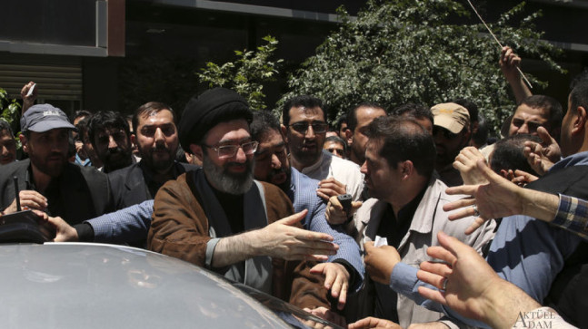 Hamaney’in yerine oğlu mu geçecek?