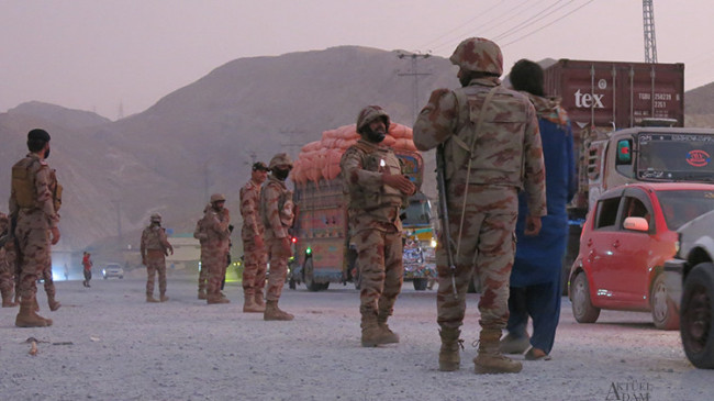 Pakistan ordusu: 200 Taliban kuvveti öldürüldü